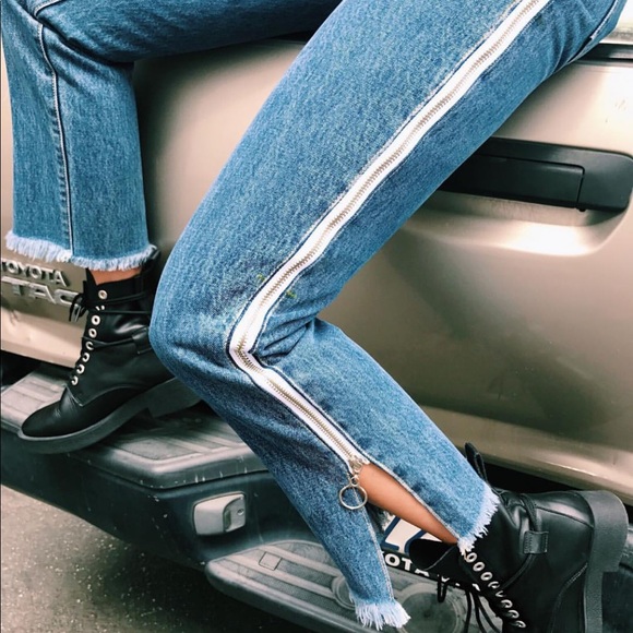 LF Denim - lf high waisted blue jeans with zipper